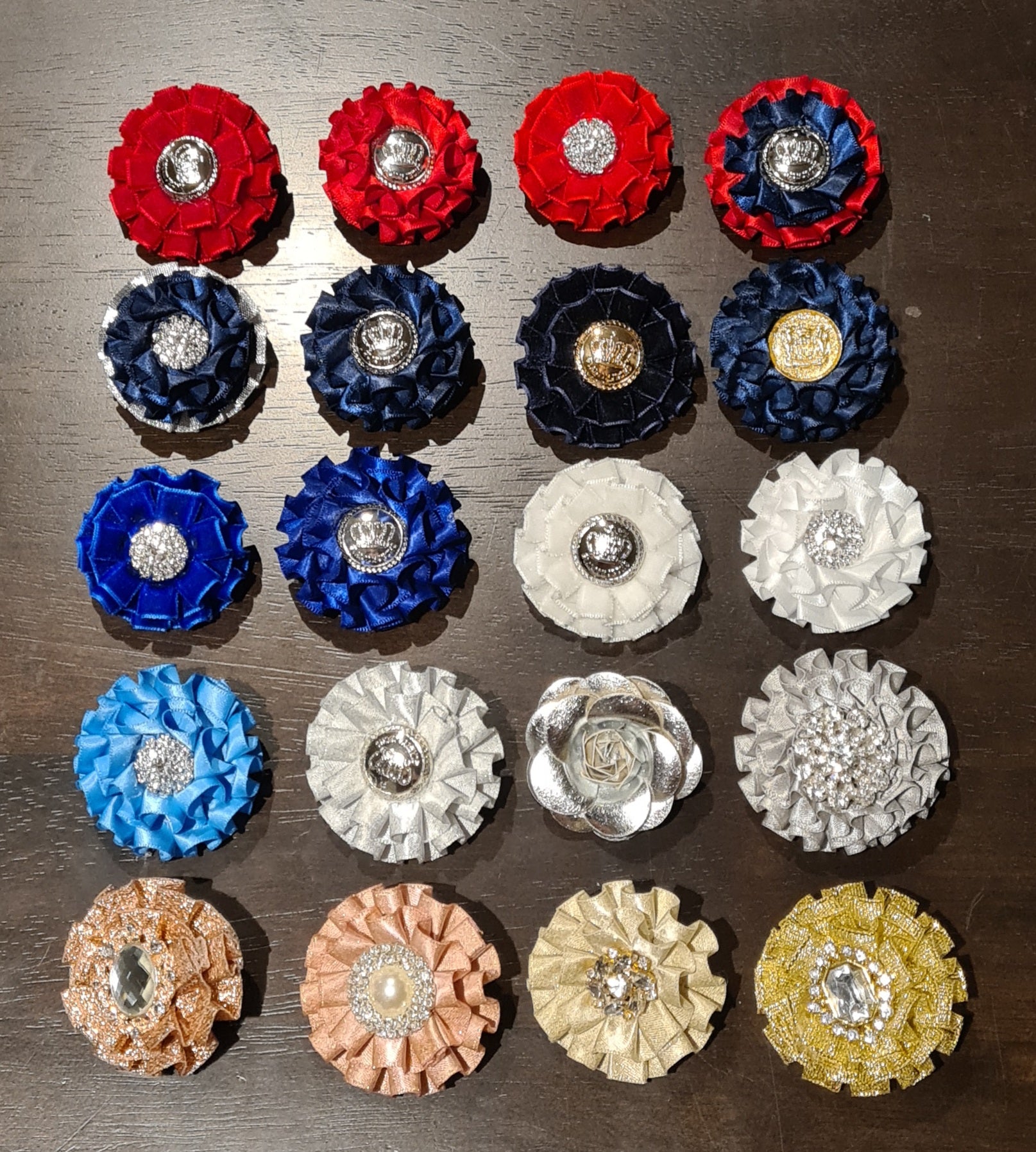 20 x Assorted Lapel Pins